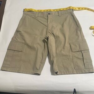 Dickies Skateboarding Relaxed Beige Cargo Shorts Size 30